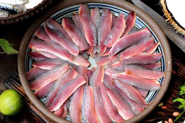 Làm Sạch Và Lọc Cá