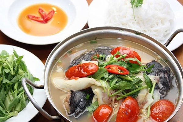 Lẩu Cá Bớp Nấu Mẻ